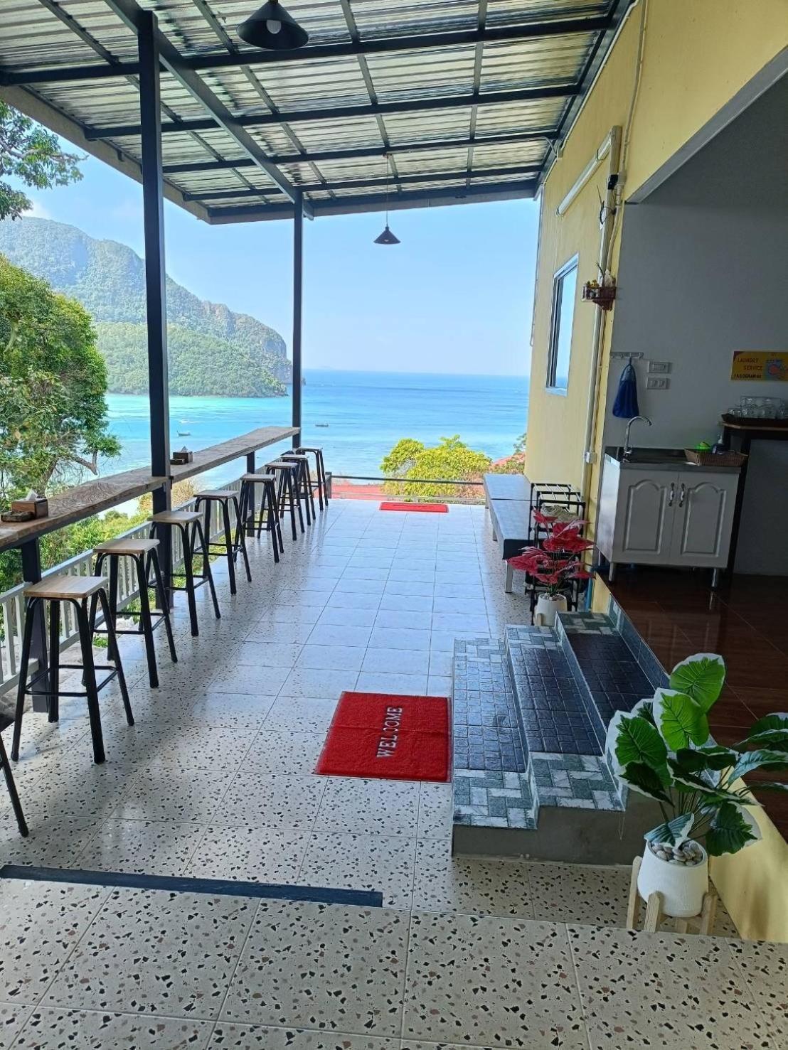 The View Hostel Phi Phi-øyene Eksteriør bilde